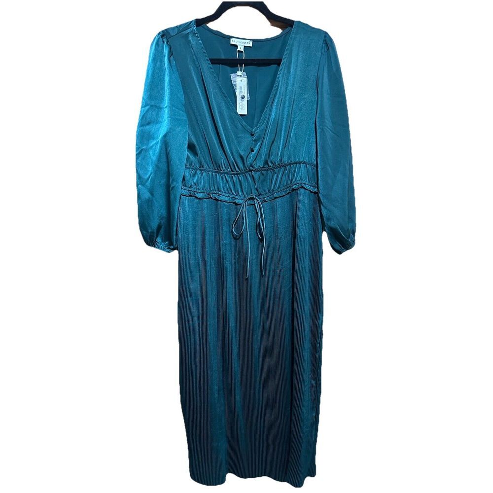 Baltic Born Gabriela Green Midi Dress Long Sleeve Size Large NWT
